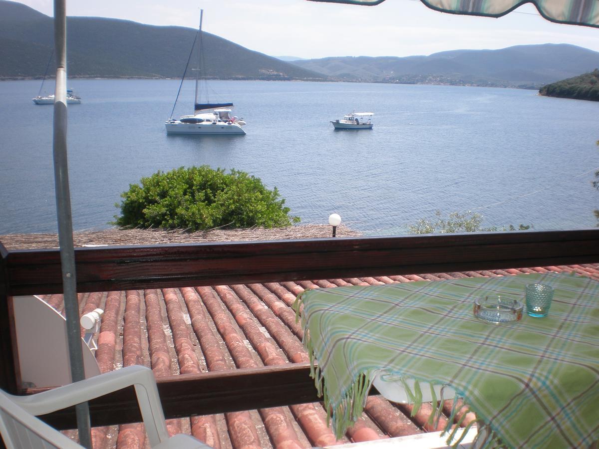 Appartamento Salonikios Pteleós Esterno foto