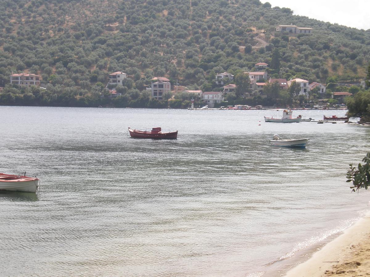 Appartamento Salonikios Pteleós Esterno foto